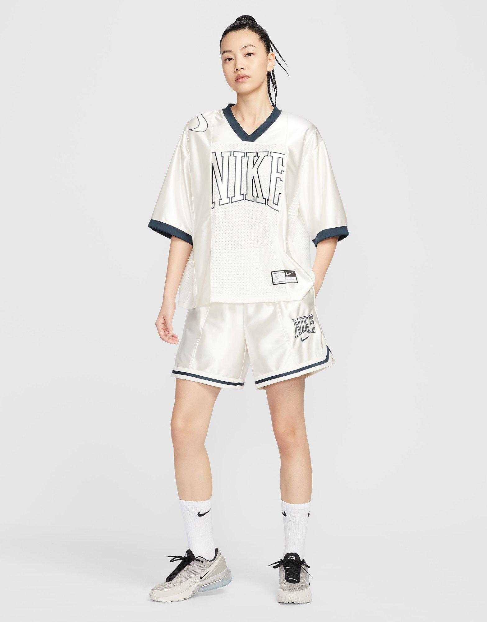 กางเกงขาสั้นผู้หญิง Sportswear Loose Mid-Rise Graphic