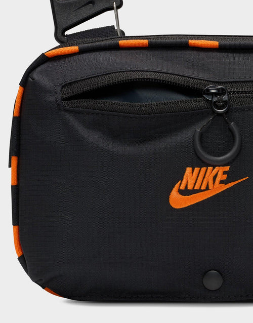 กระเป๋า Hayward Patrol Crossbody (4L)