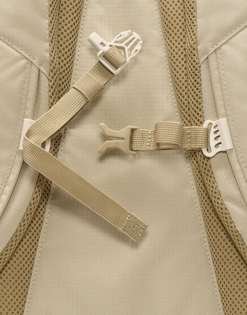 กระเป๋าสะพายหลังเด็กโต Hayward Scouter (22L)