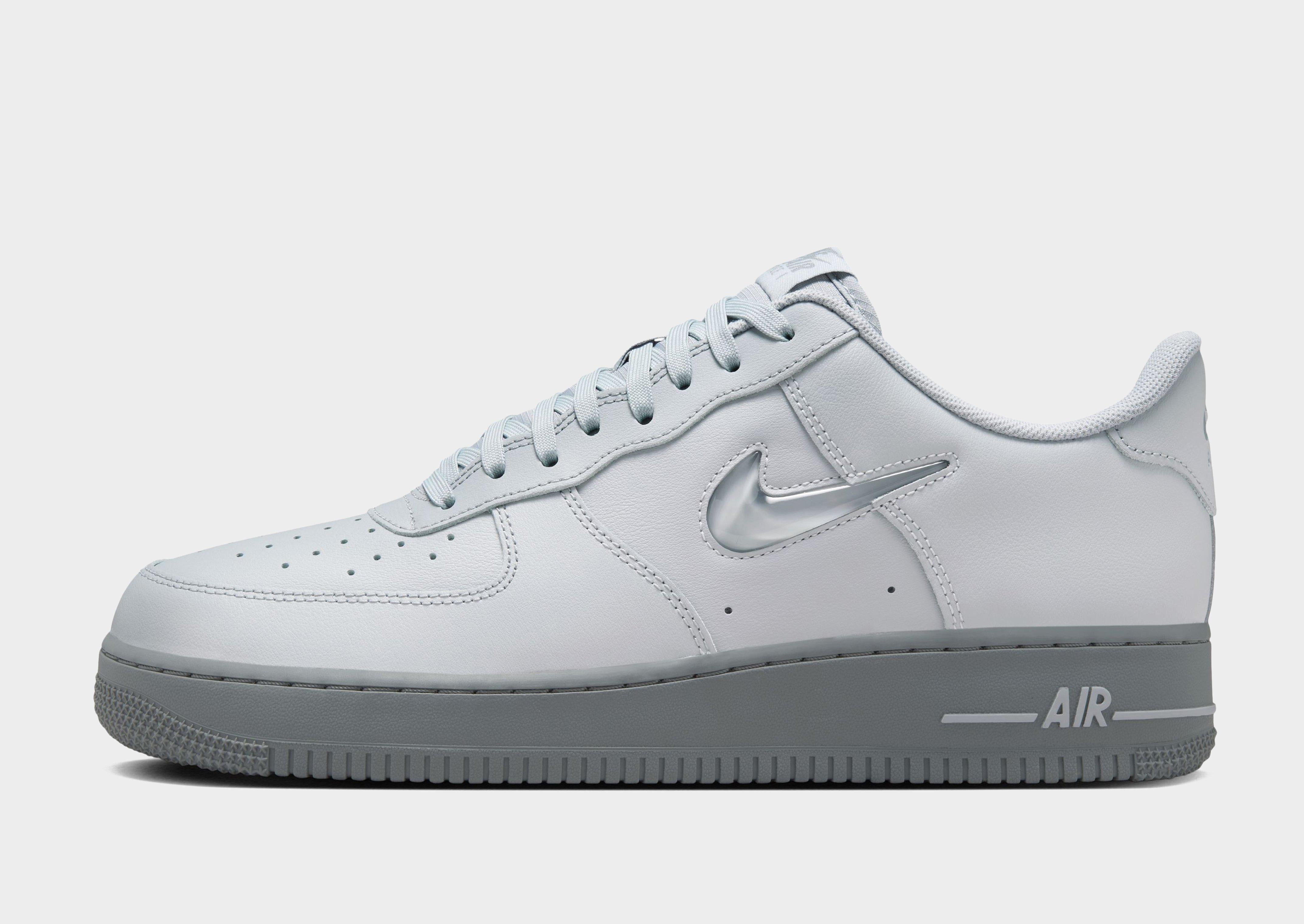 สีเทา Nike รองเท้าผู้ชาย Air Force JD Sports Thailand – JD