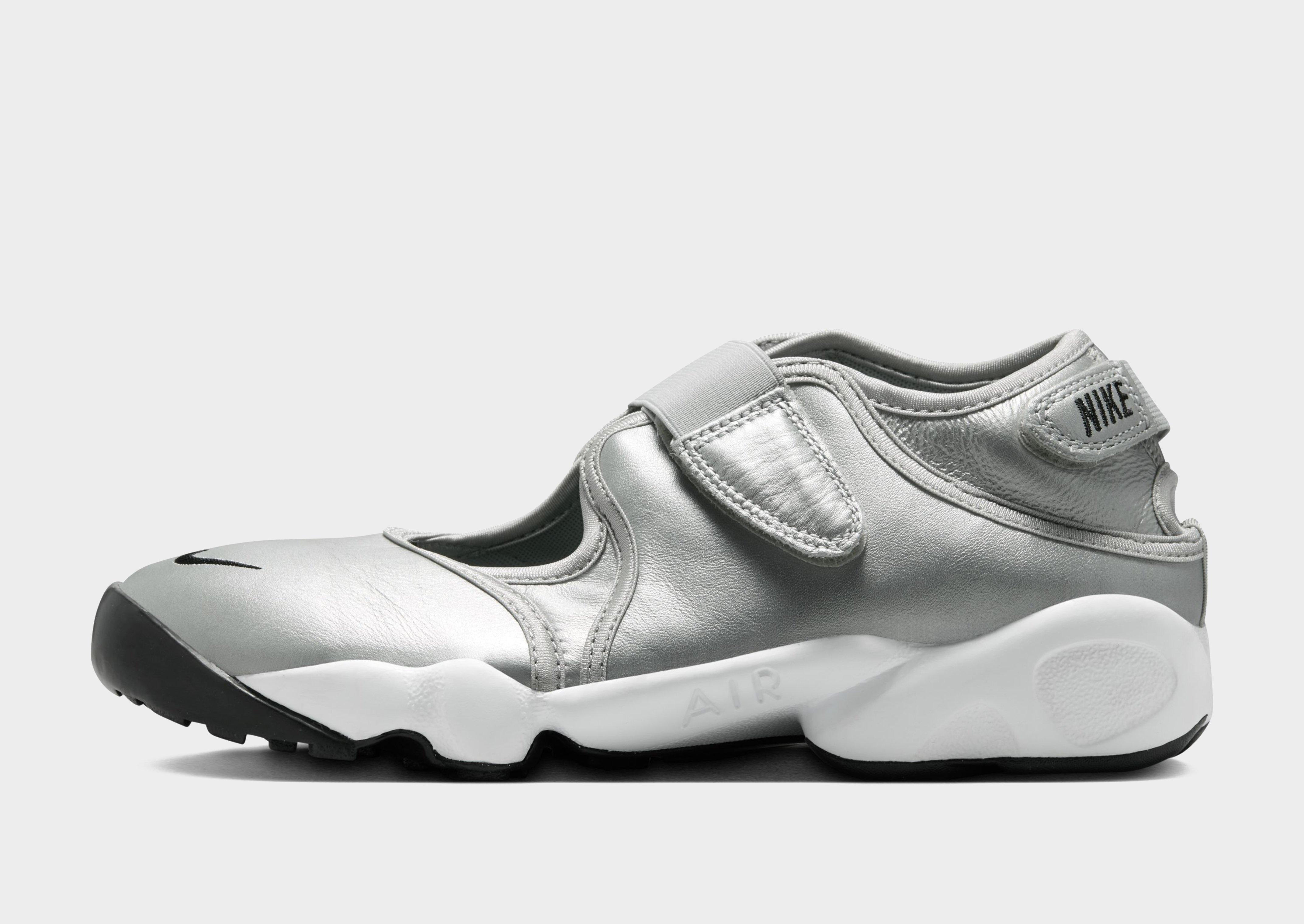 รองเท้าผู้หญิง Air Rift