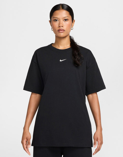 เสื้อยืด NOCTA (Unisex)