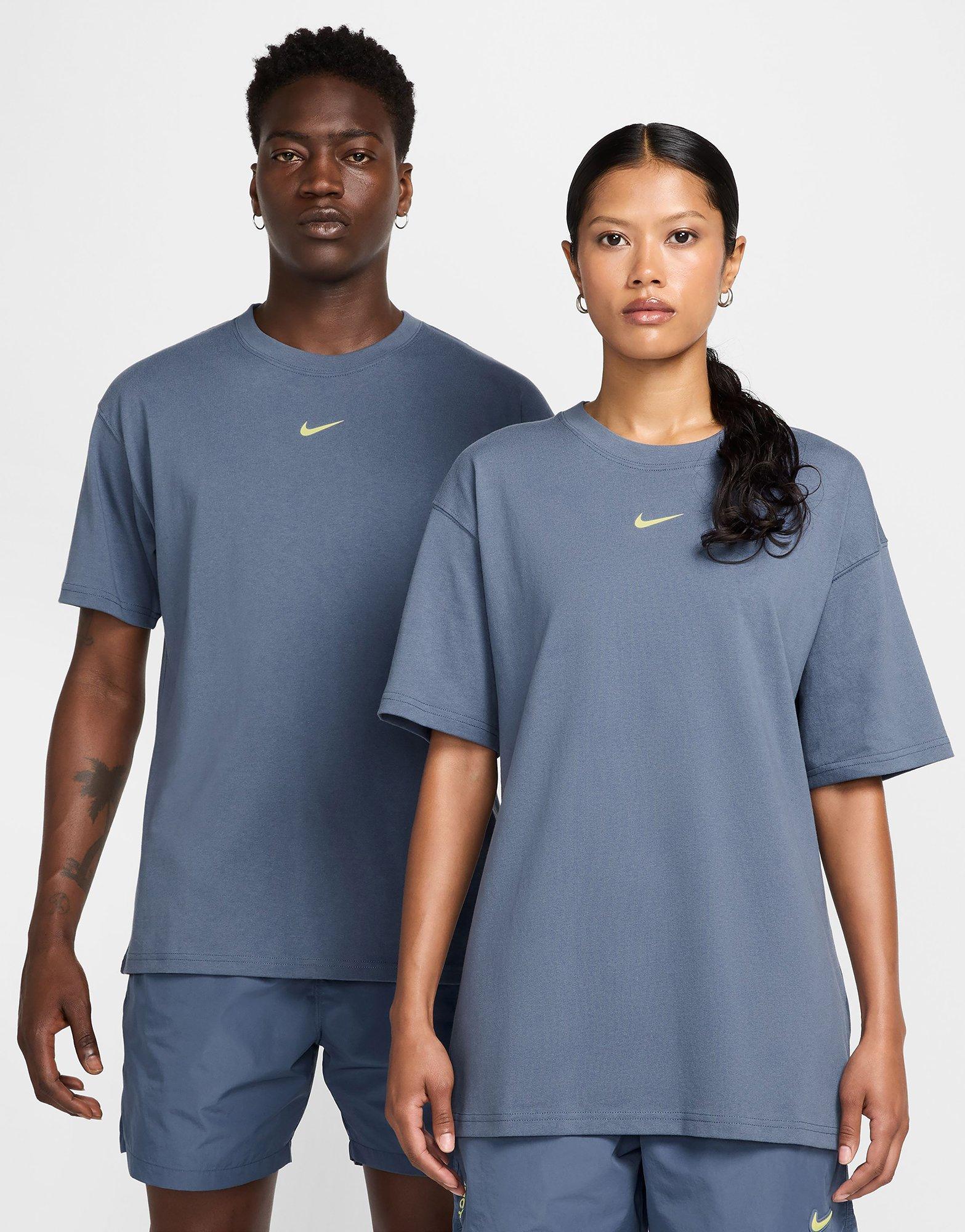 เสื้อยืด NOCTA (Unisex)
