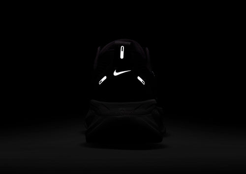 รองเท้าผู้ชาย Vomero 18