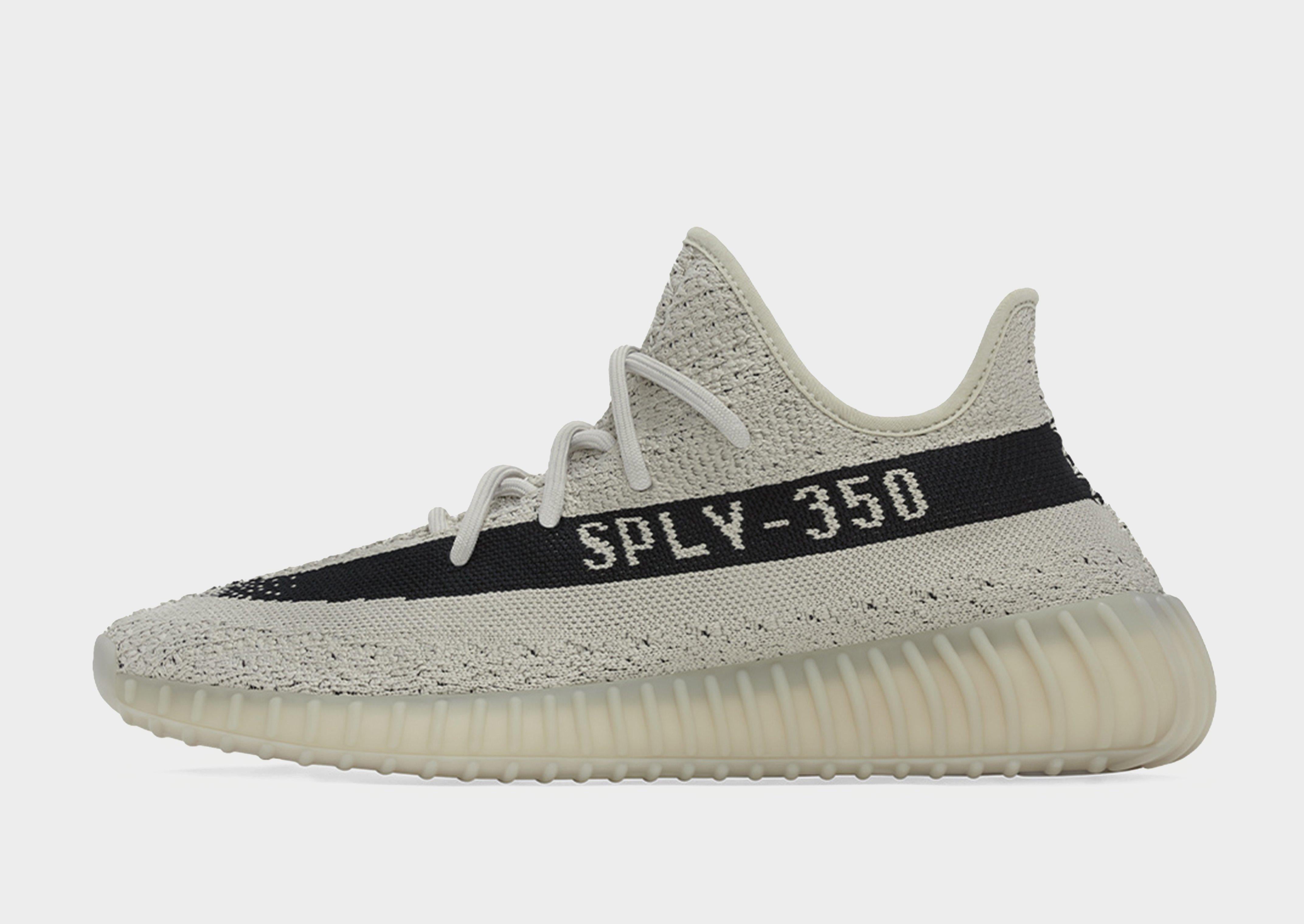 รองเท้าผู้หญิง YEEZY BOOST 350 V2