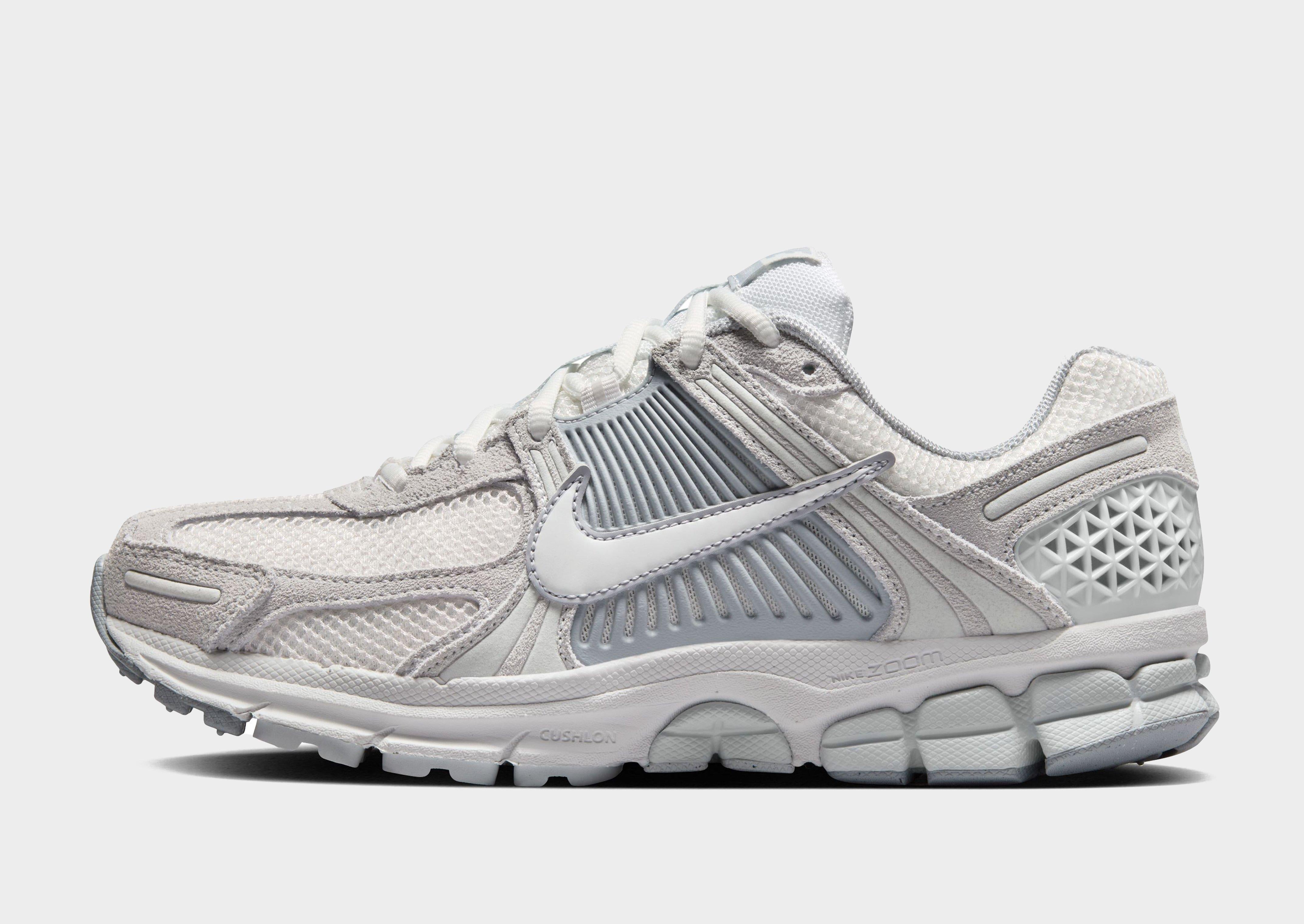 รองเท้าผู้หญิง Zoom Vomero 5