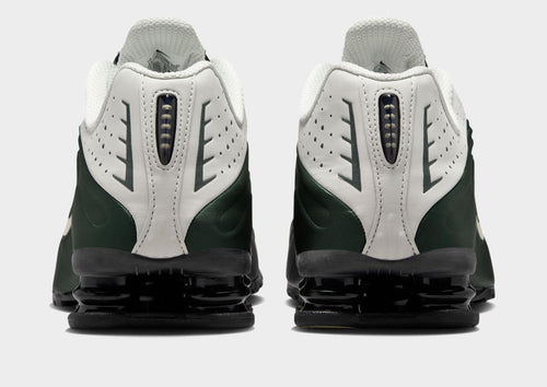 รองเท้าผู้ชาย Shox R4