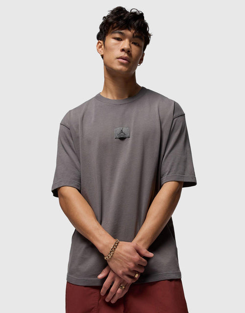 เสื้อยืดผู้ชาย Flight Essentials