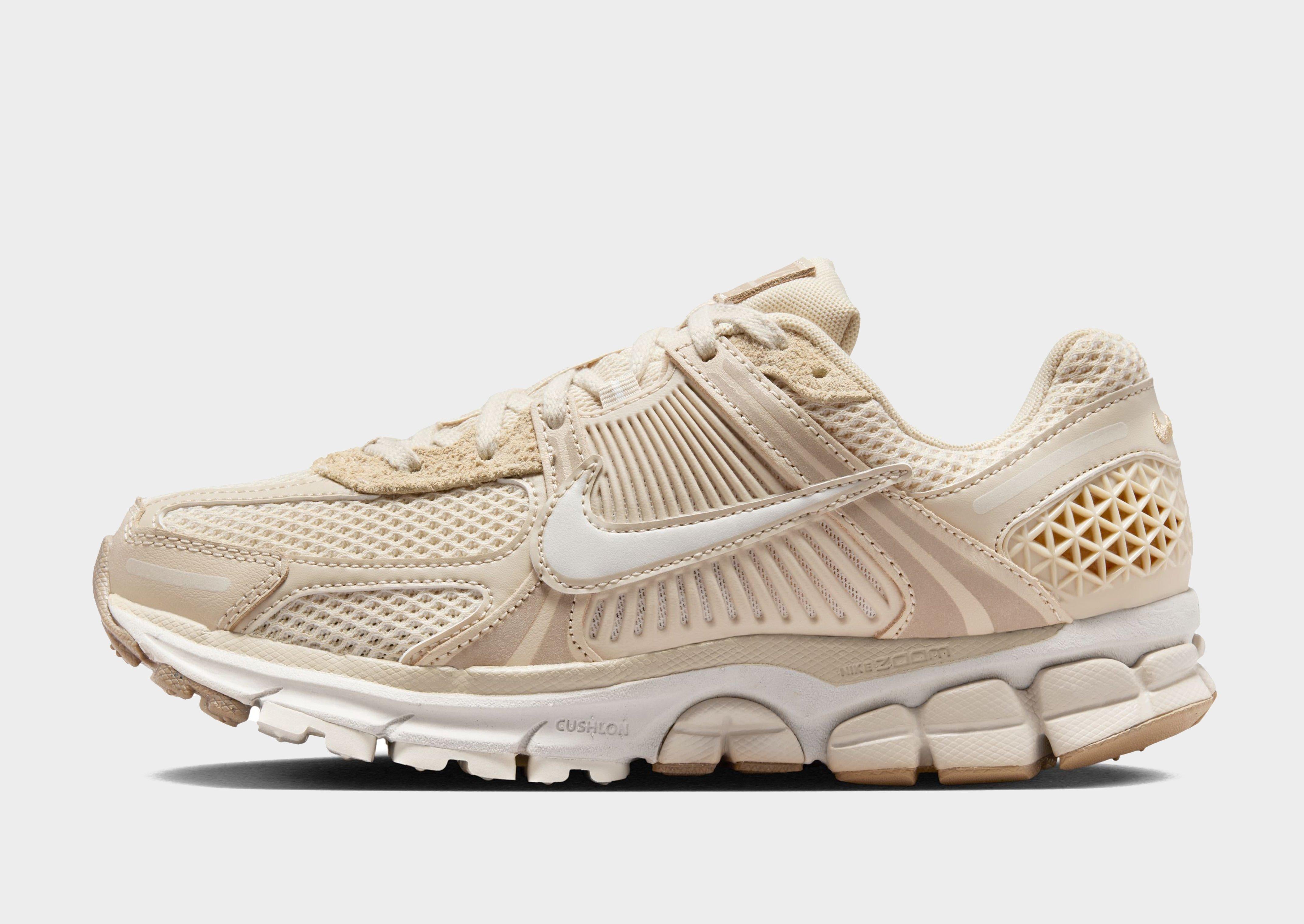 รองเท้าผู้หญิง Zoom Vomero 5