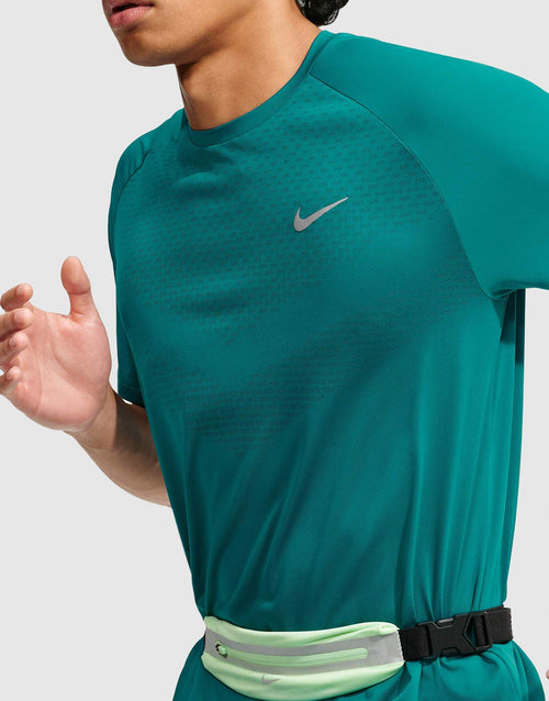 เสื้อยืดผู้ชาย Stride Dri-FIT ADV Running
