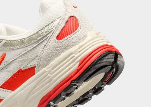 รองเท้าผู้หญิง Nike P-6000