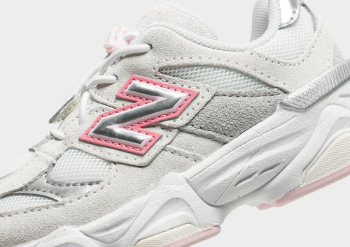 รองเท้าเด็กวัยหัดเดิน 9060