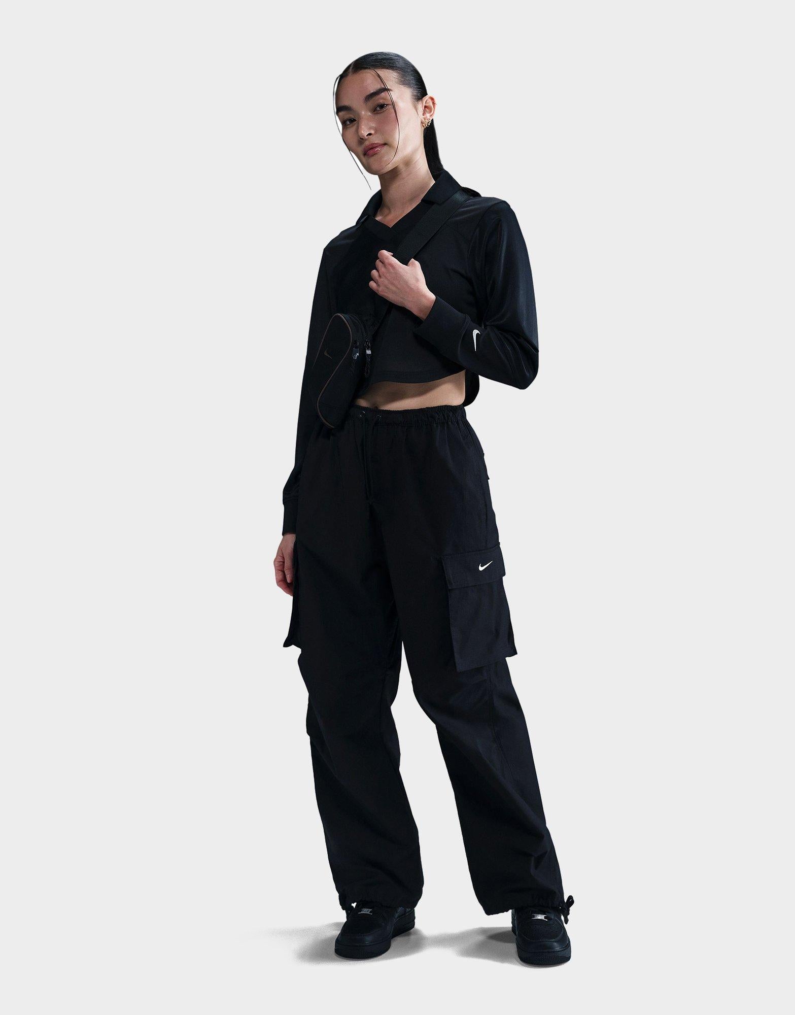 กางเกงขายาวผู้หญิง Sportswear Mid-Rise Oversized Cargo