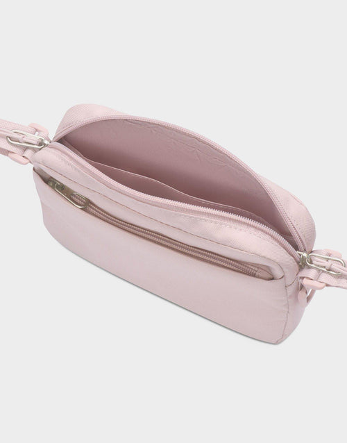 กระเป๋า Heritage Cross-Body 2.0 (2L)