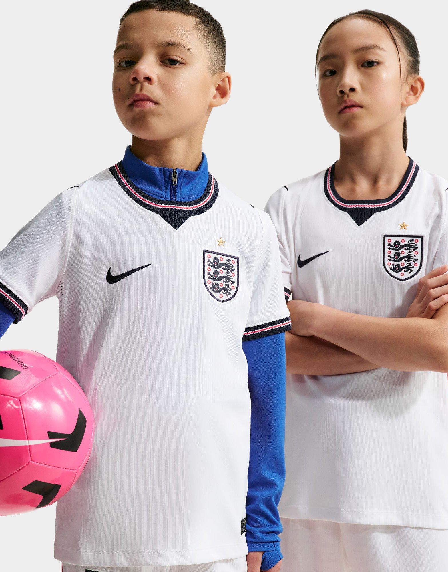 เสื้อฟุตบอลชุดเหย้าเด็กโต England 2026