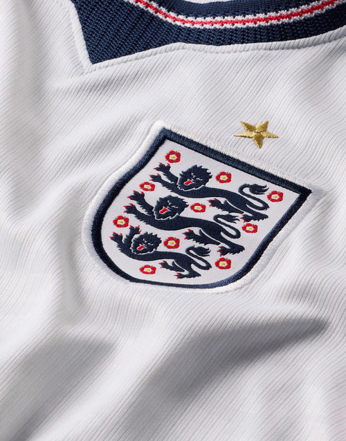 เสื้อฟุตบอลชุดเหย้าเด็กโต England 2026