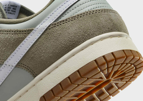 รองเท้าผู้ชาย Dunk Low Retro SE