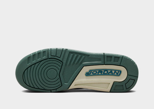 รองเท้าเด็กโต Air 3 Retro