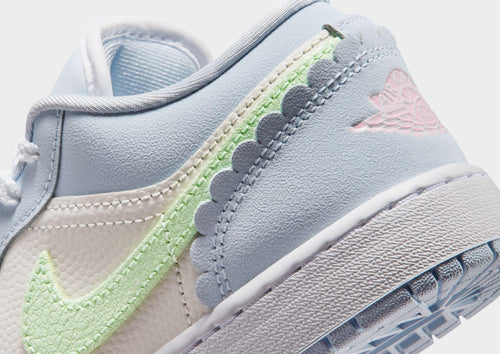 รองเท้าเด็กโต Air 1 Low SE