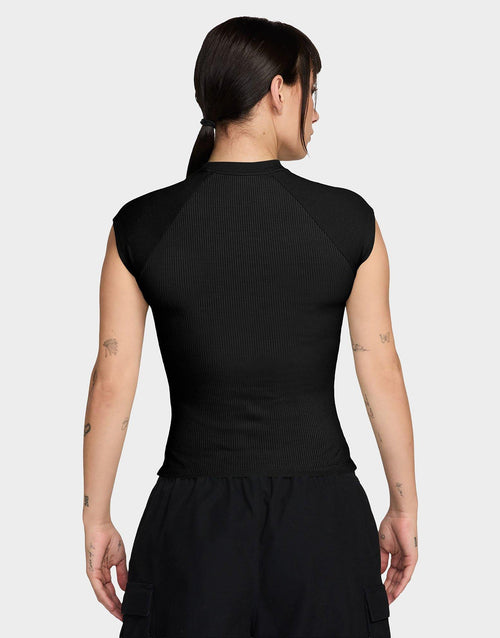 เสื้อแขนสั้นผู้หญิง Sportswear Chill Knit