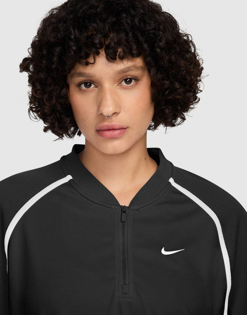 เสื้อแขนสั้นผู้หญิง Sportswear Oversized