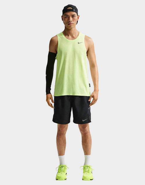 กางเกงขาสั้นผู้ชาย Miler Dri-FIT Brief-Lined