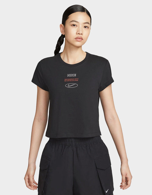 เสื้อยืดผู้หญิง Sportswear Graphic