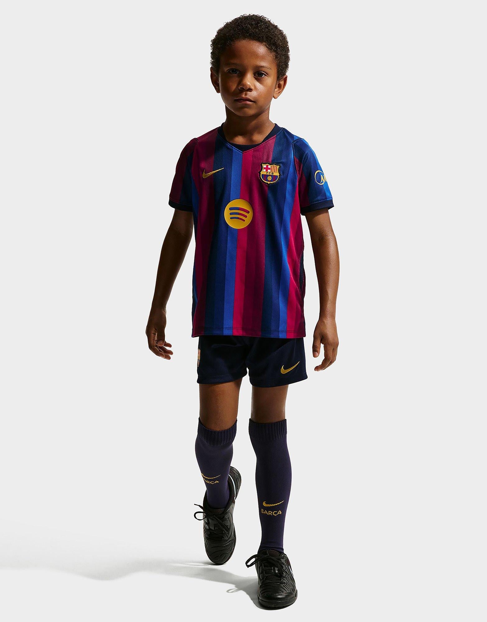 ชุดฟุตบอลชุดเหย้าเด็กเล็ก FC Barcelona 2026