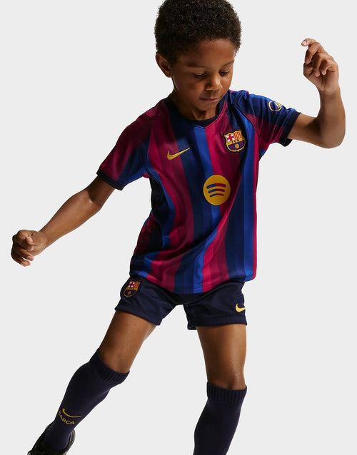 ชุดฟุตบอลชุดเหย้าเด็กเล็ก FC Barcelona 2026