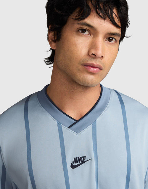 เสื้อแขนสั้นผู้ชาย Premier Dri-FIT Football