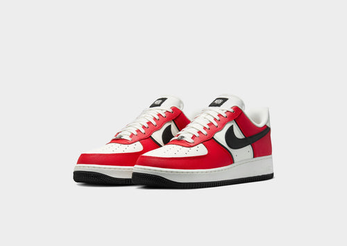 รองเท้าผู้ชาย Air Force 1 '07