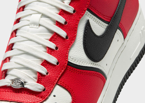 รองเท้าผู้ชาย Air Force 1 '07