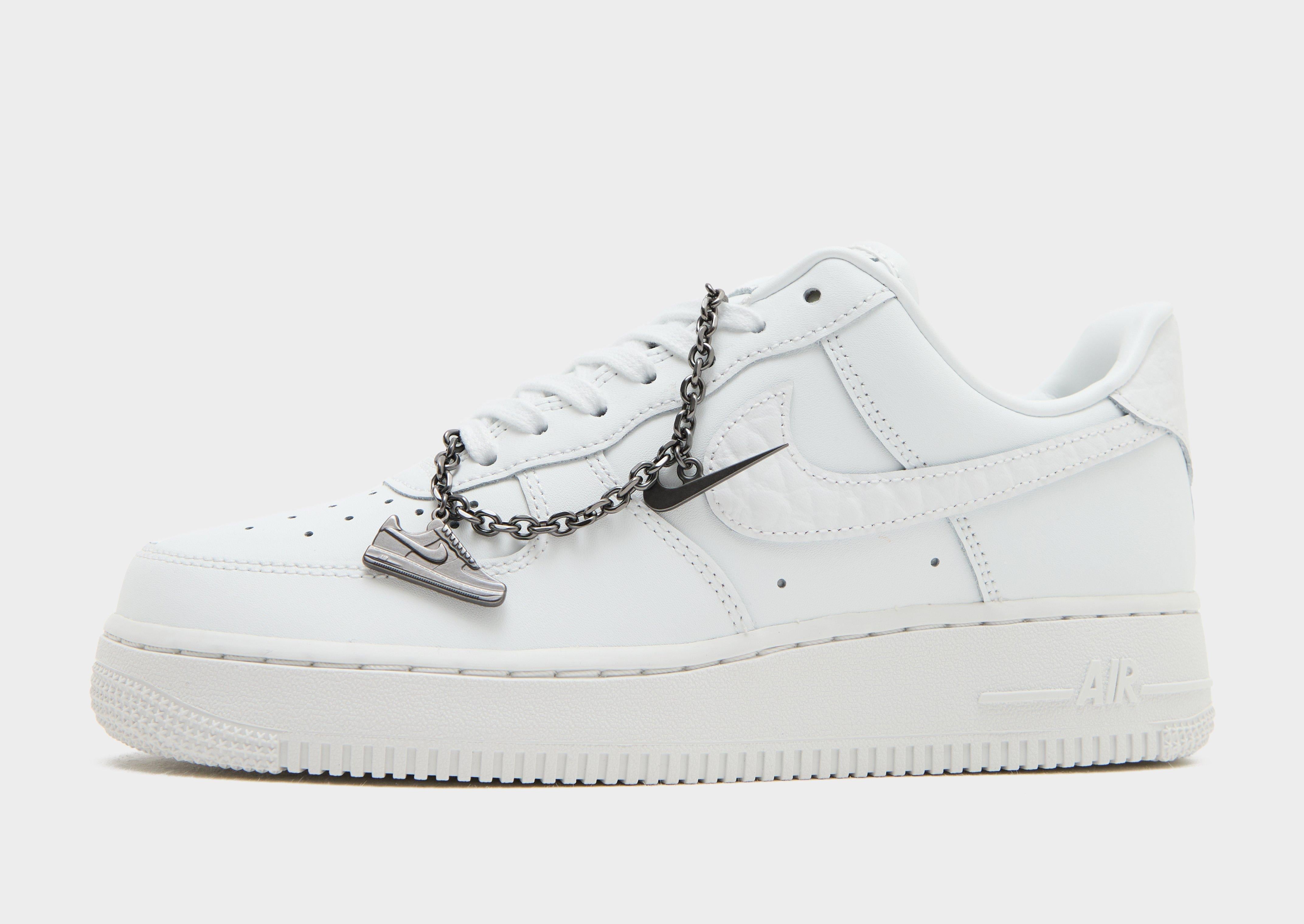 รองเท้าผู้หญิง Air Force 1 '07 Low