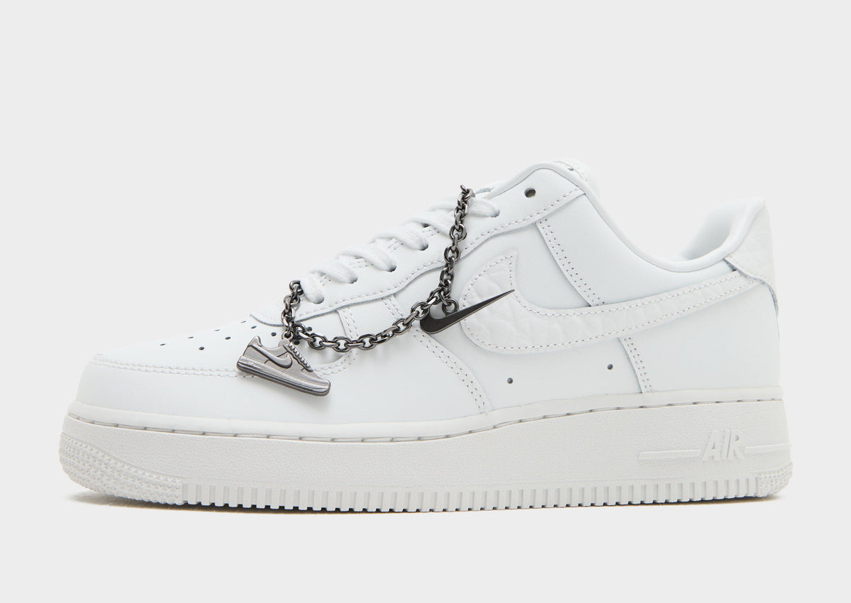 รองเท้าผู้หญิง Air Force 1 '07 Low