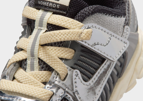 รองเท้าเด็กวัยหัดเดิน Vomero 5