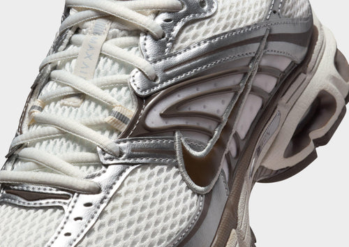 รองเท้าผู้หญิง Air Max Moto 2K