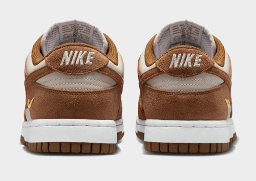 รองเท้าผู้หญิง Dunk Low Suede