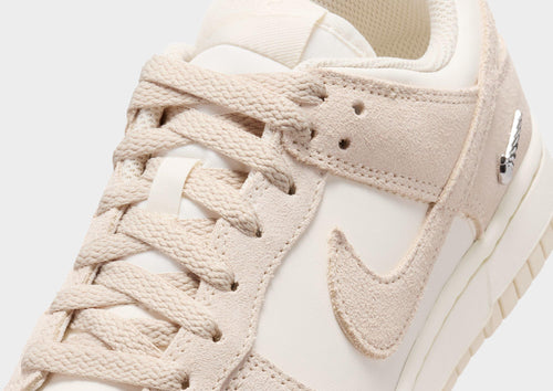 รองเท้าผู้หญิง Dunk Low Suede
