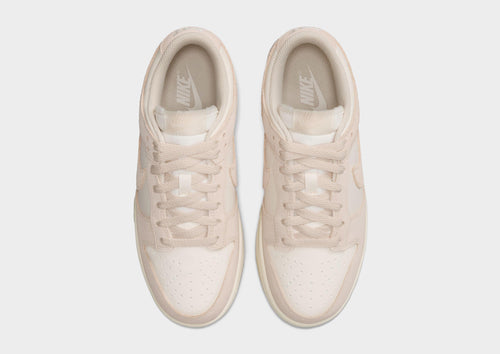 รองเท้าผู้หญิง Dunk Low Suede
