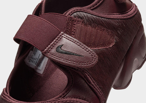 รองเท้าผู้หญิง Air Rift