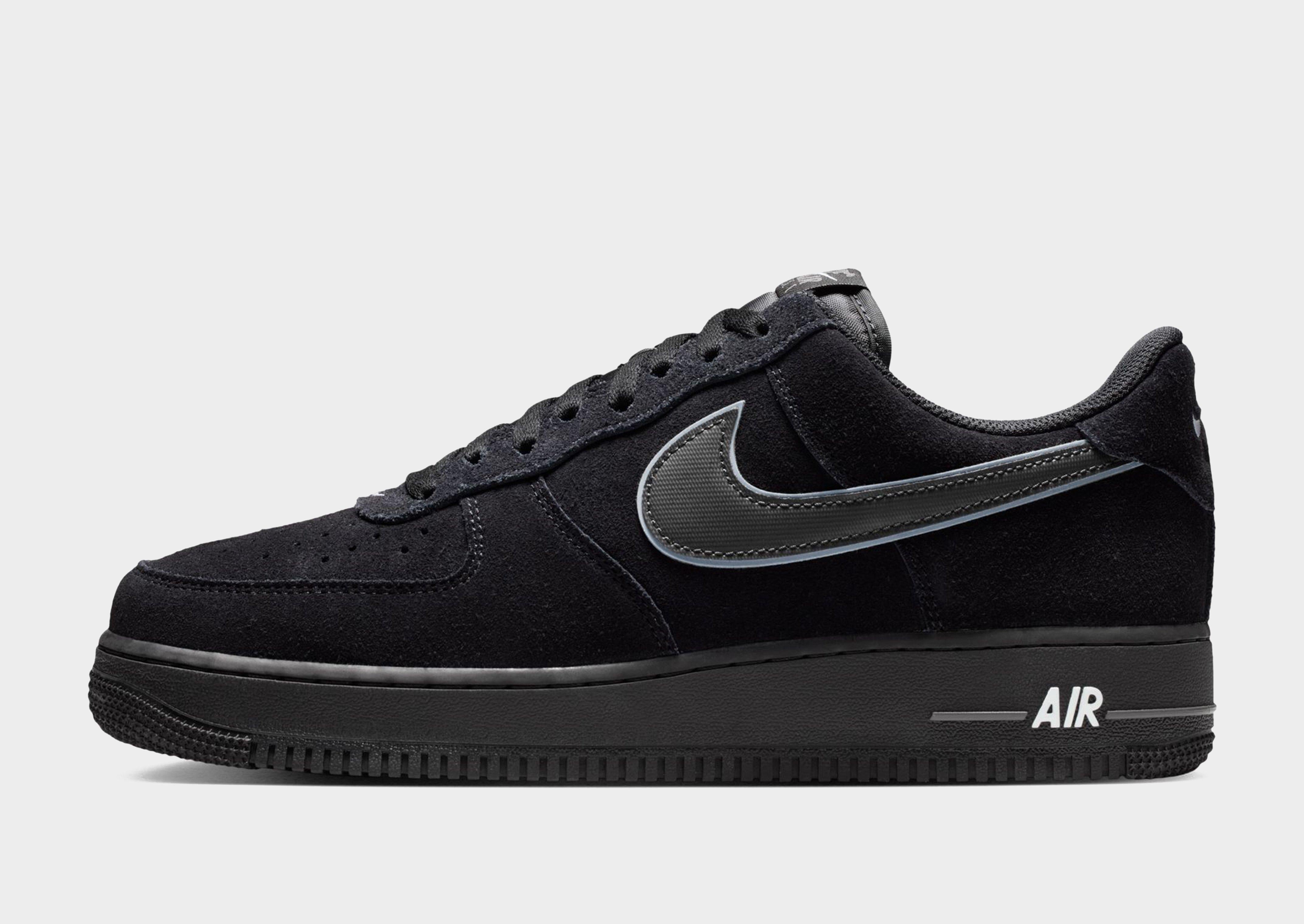 รองเท้าผู้ชาย Air Force 1 '07 LV8