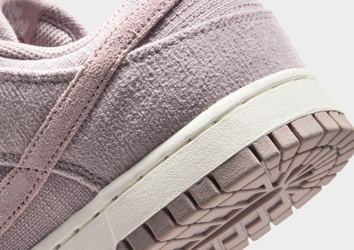 รองเท้าผู้หญิง Dunk Low