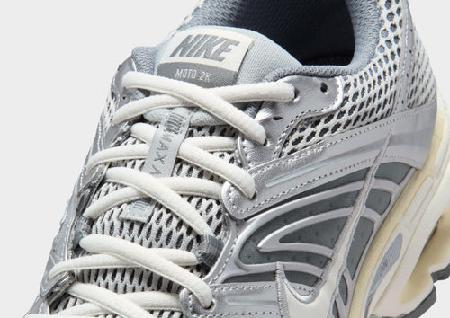 รองเท้าผู้ชาย Air Max Moto 2K