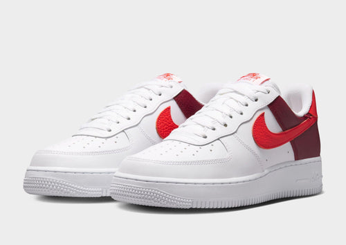 รองเท้าผู้หญิง Air Force 1 '07
