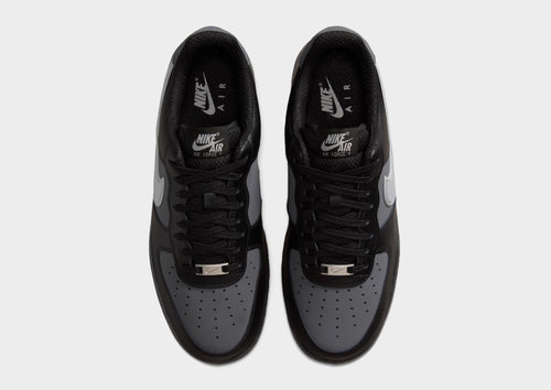 รองเท้าผู้ชาย Air Force 1 '07 LV8