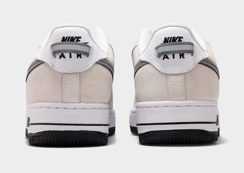 รองเท้าเด็กโต Air Force 1 LV8