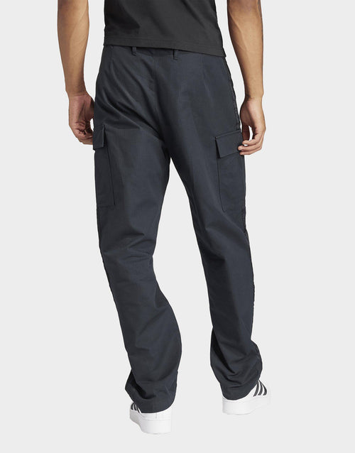 กางเกงขายาวผู้ชาย Premium Essentials Cargo