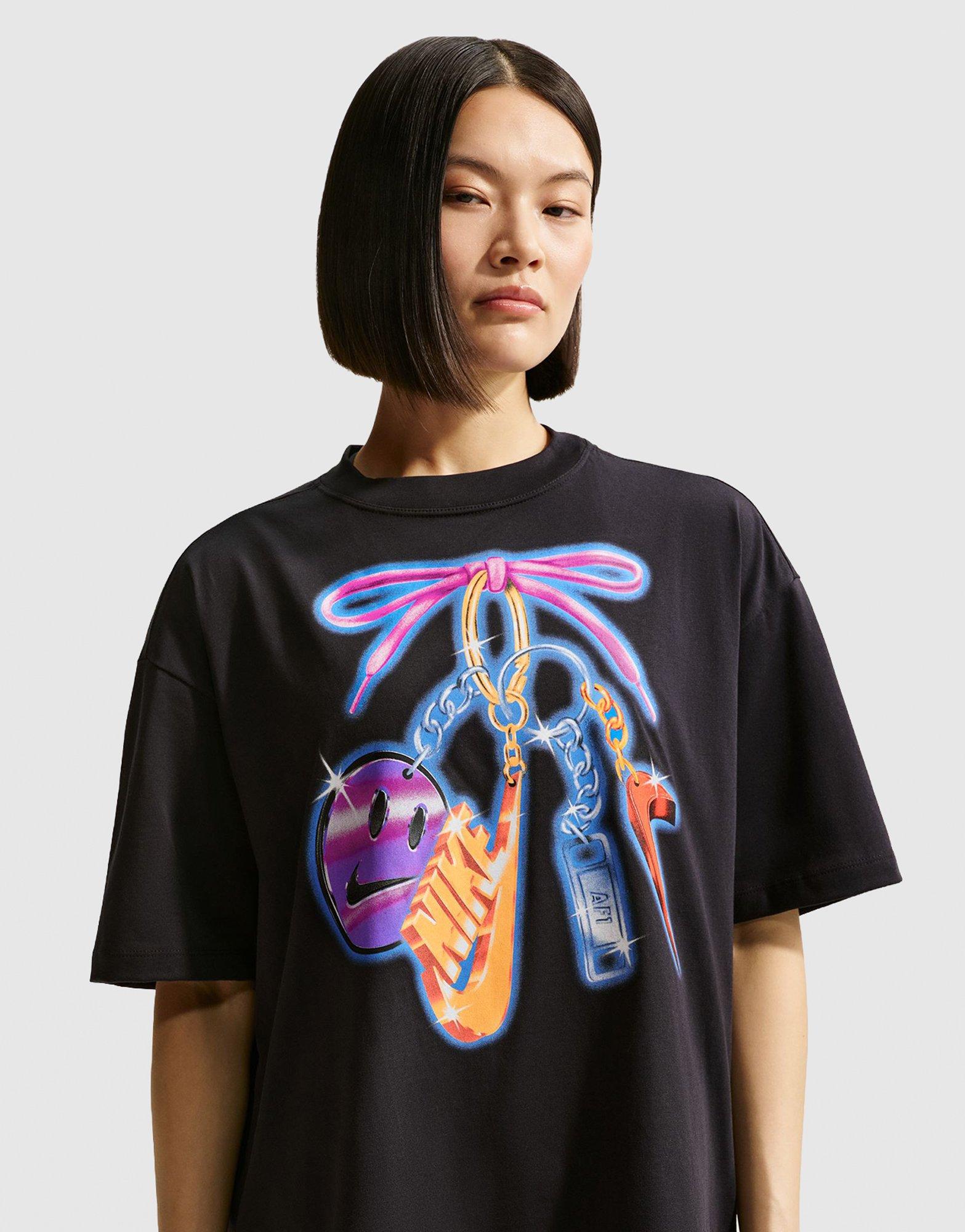 เสื้อยืดผู้หญิง Oversized Sportswear Classic