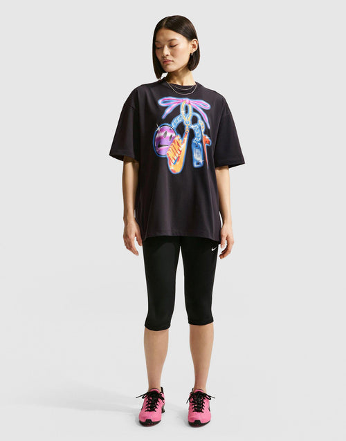 เสื้อยืดผู้หญิง Oversized Sportswear Classic