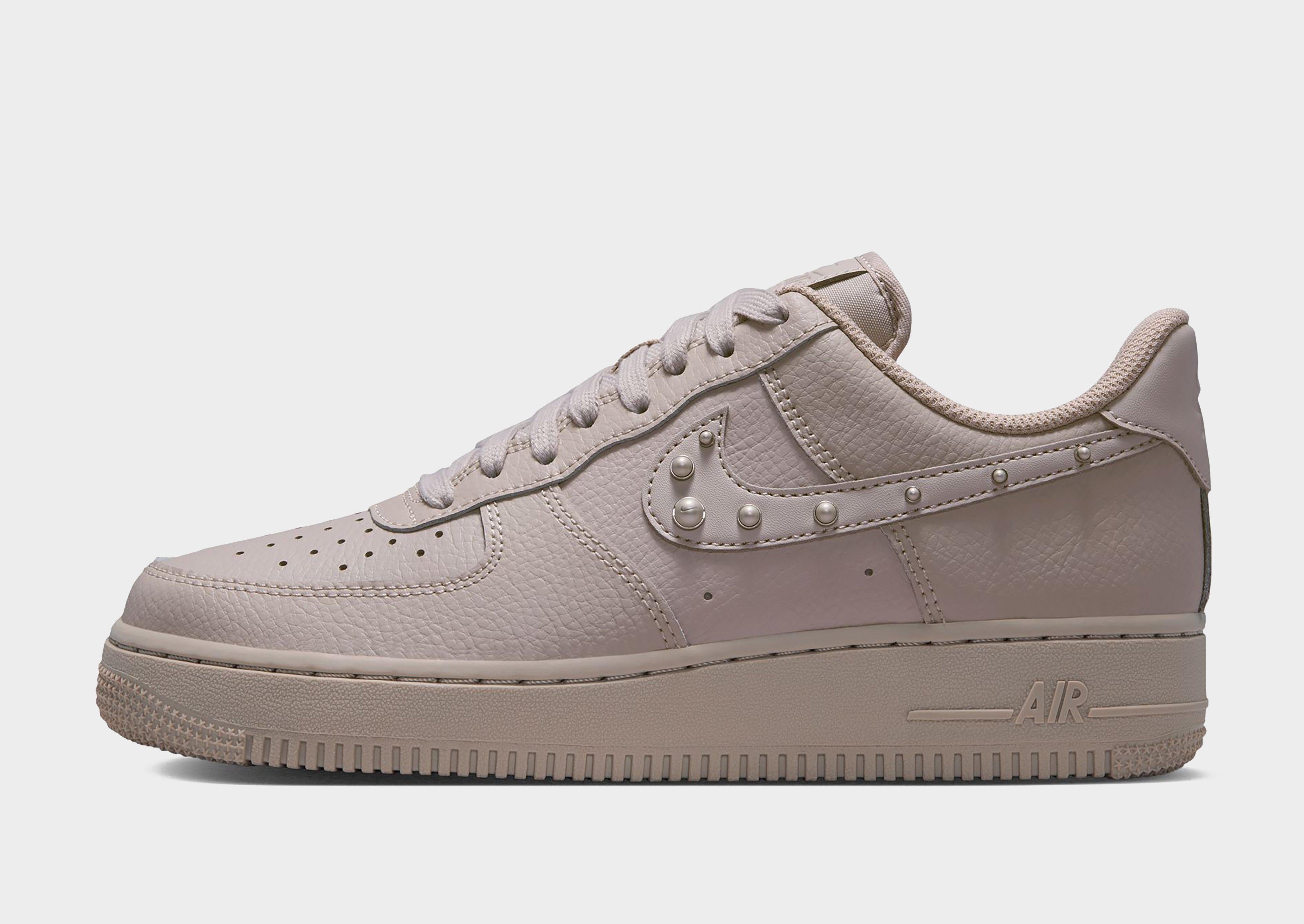 รองเท้าผู้หญิง Air Force 1 '07